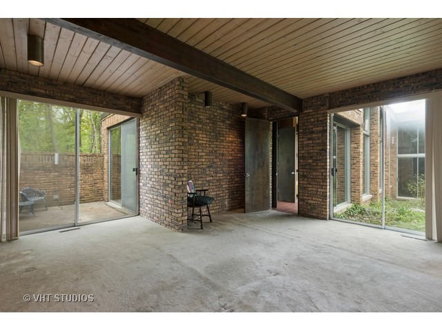 3290 Brook Road Highland Park, IL 60035 - Photo 11 of 19 a view of an empty room with windows