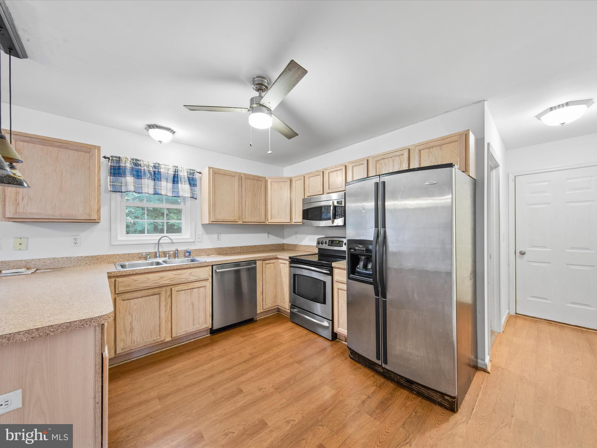 9365 Stage Road Delmar, MD 21875 - Photo 10 of 34 Kitchen