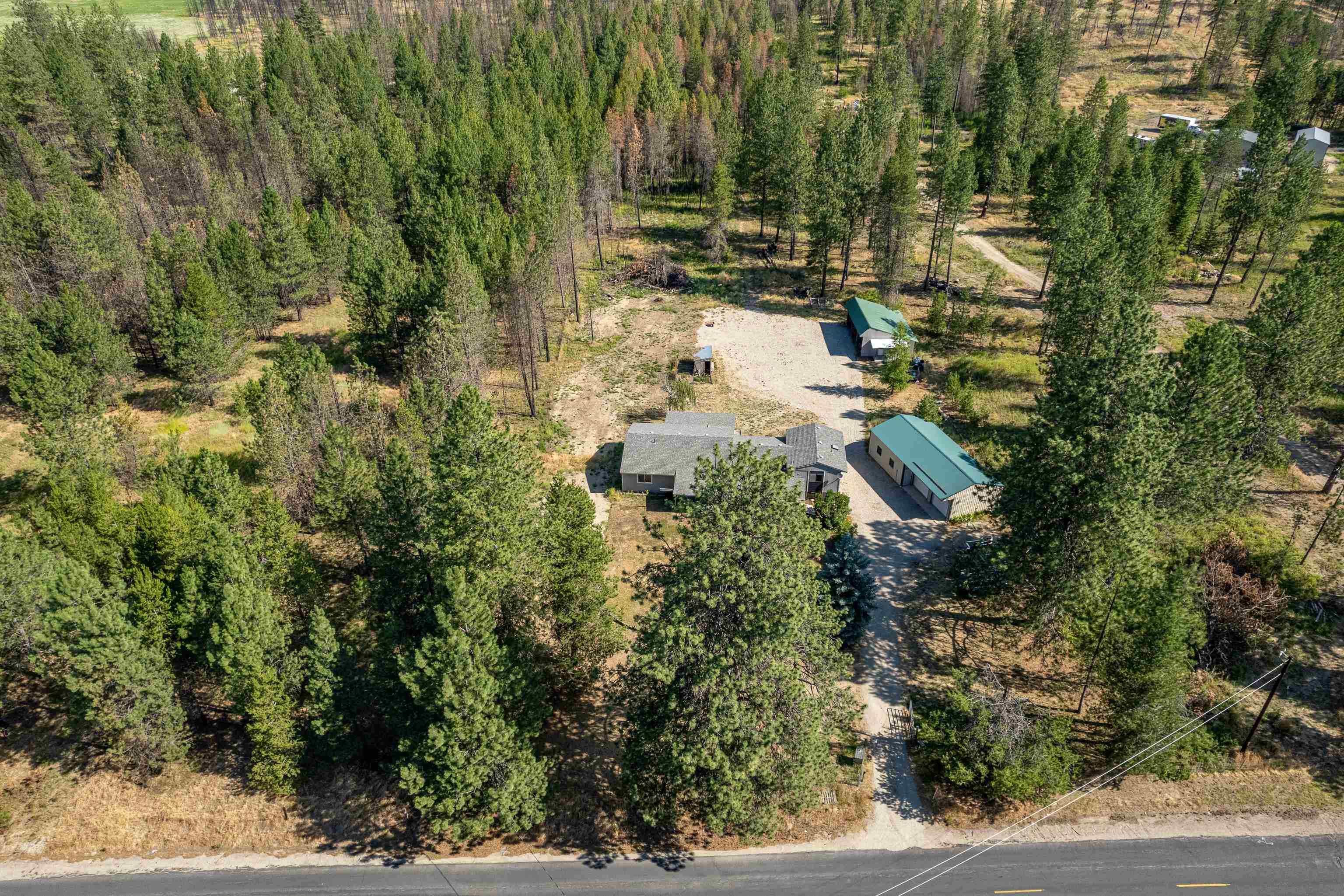 12907 East Nelson Road Elk, WA 99009 - Photo 2 of 44