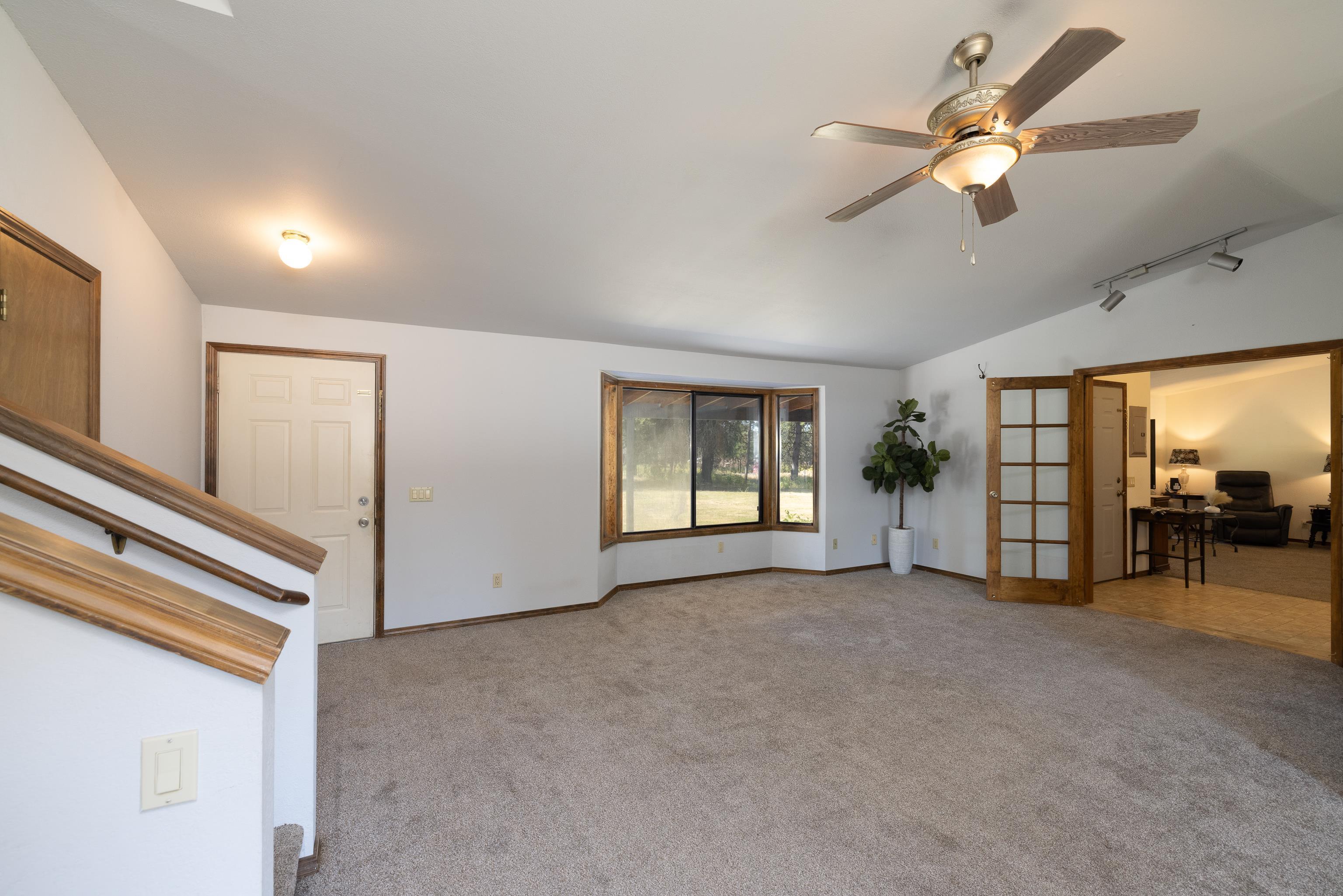 12907 East Nelson Road Elk, WA 99009 - Photo 30 of 44
