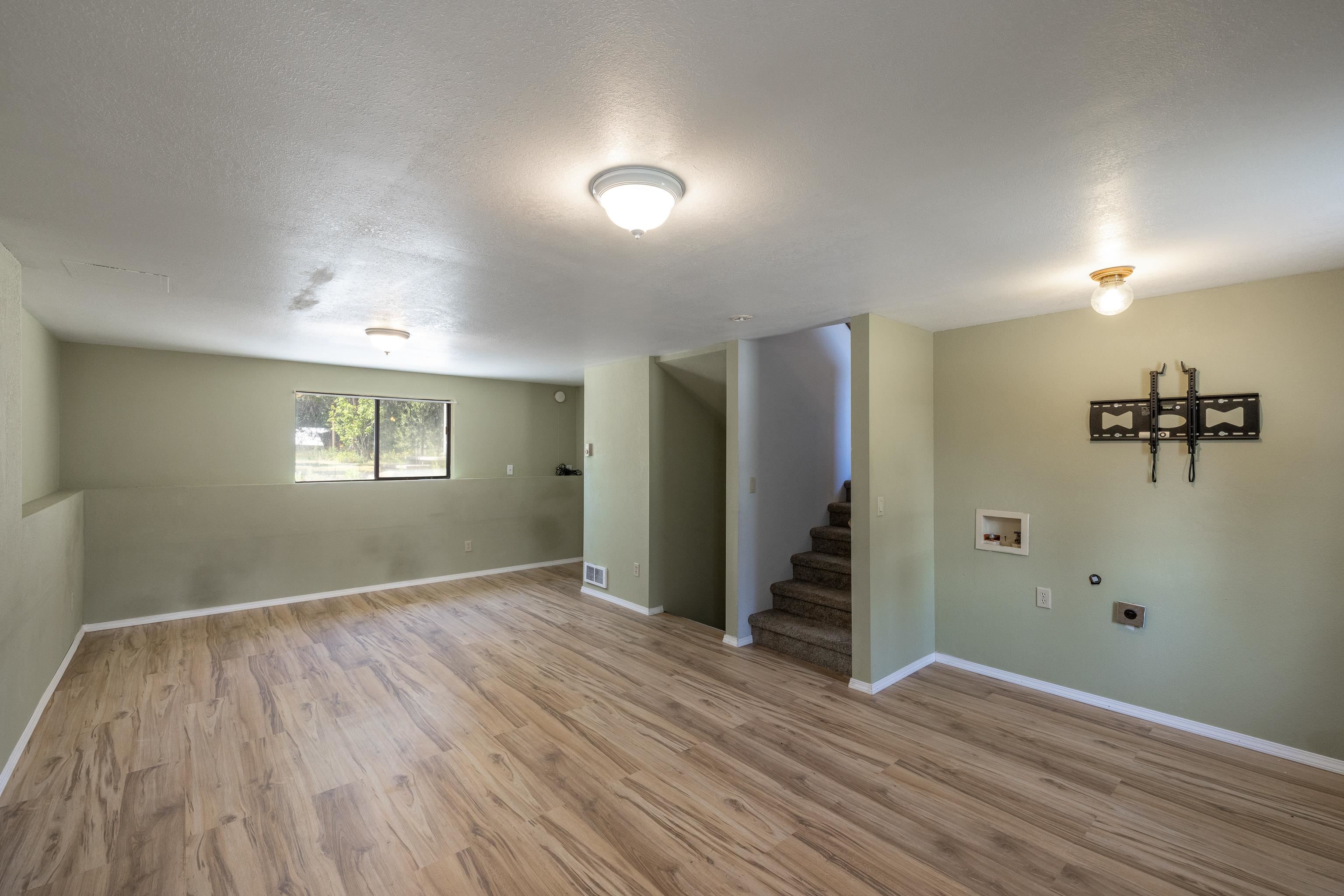 12907 East Nelson Road Elk, WA 99009 - Photo 32 of 44