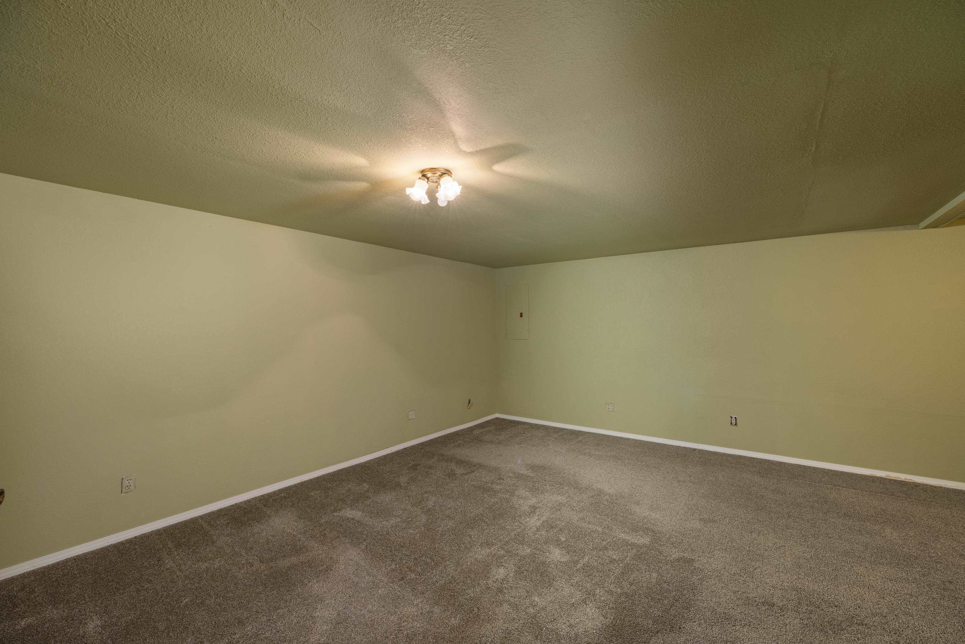 12907 East Nelson Road Elk, WA 99009 - Photo 37 of 44