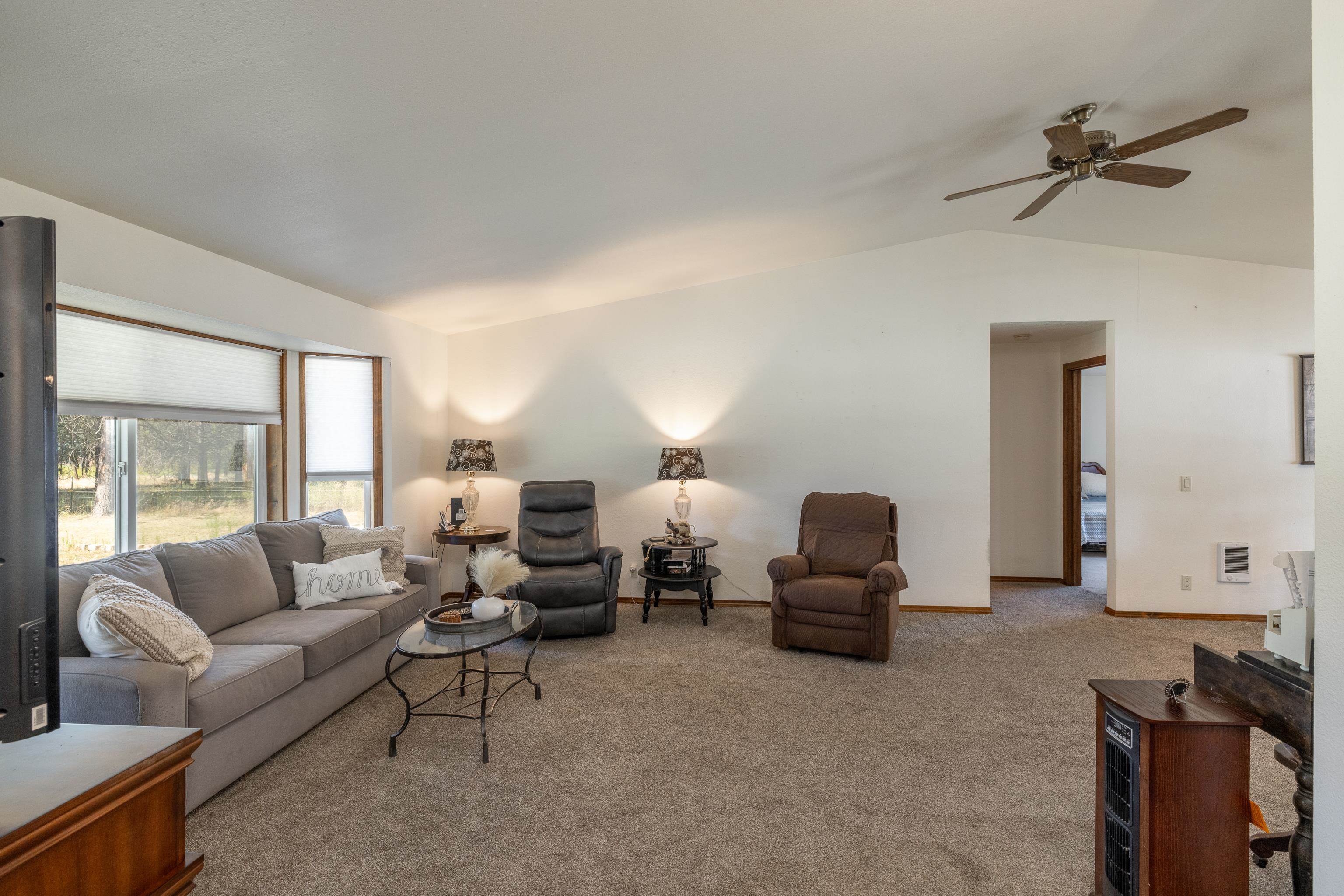 12907 East Nelson Road Elk, WA 99009 - Photo 7 of 44