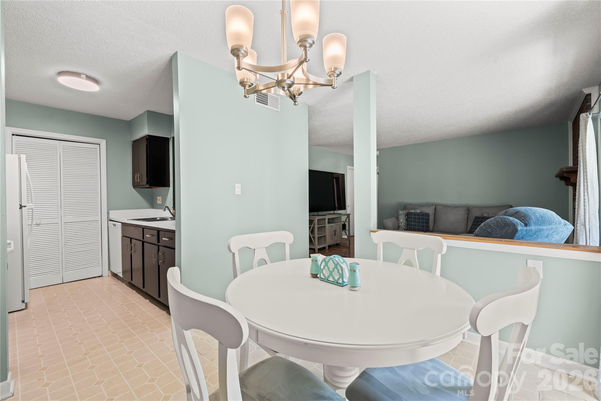 11066 Harrowfield Road Charlotte, NC 28226 - Photo 13 of 30