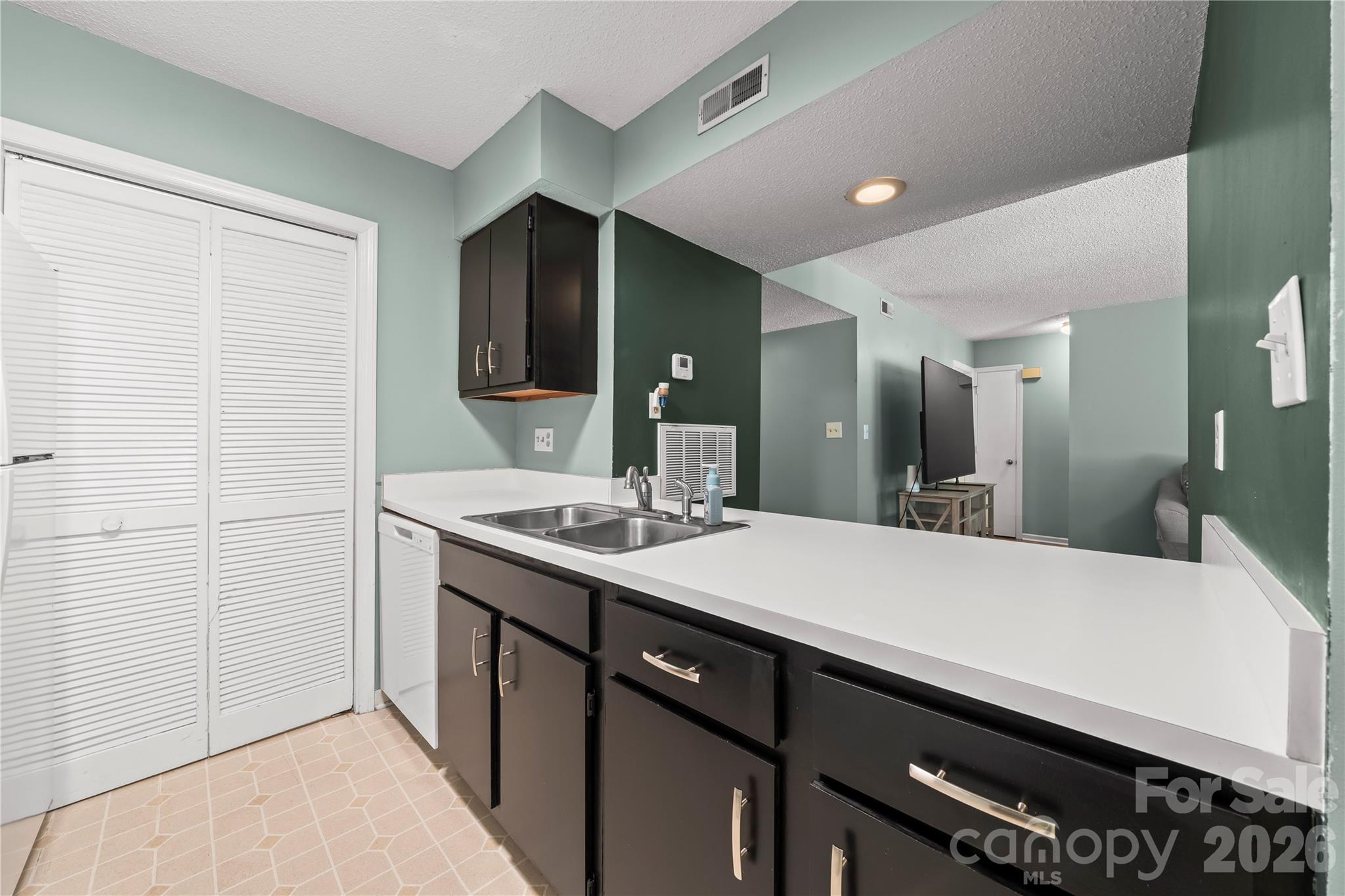 11066 Harrowfield Road Charlotte, NC 28226 - Photo 16 of 30