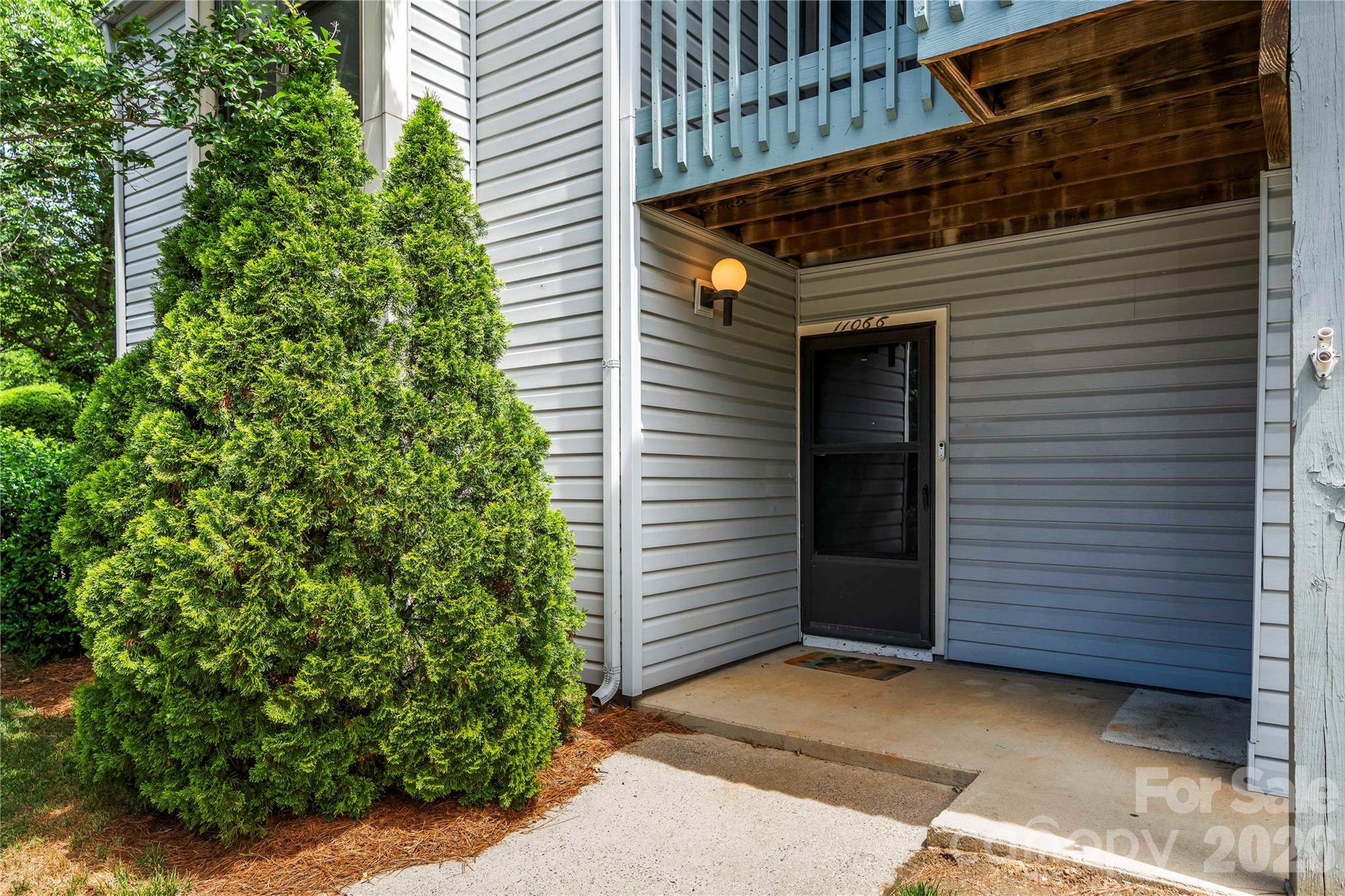 11066 Harrowfield Road Charlotte, NC 28226 - Photo 2 of 30