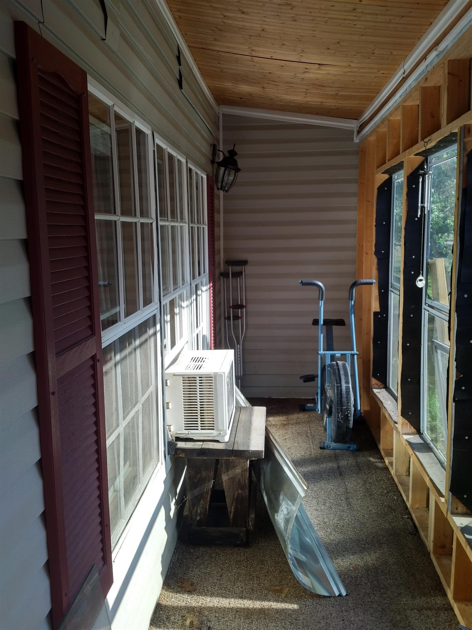 2432 7 Mile Ferry Road Clarksville, TN 37040 - Photo 3 of 21 Gallery Image 3