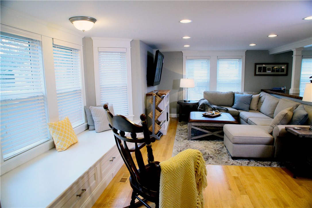 35 Sumner Brown Road Cumberland, RI 02864 - Photo 3 of 31