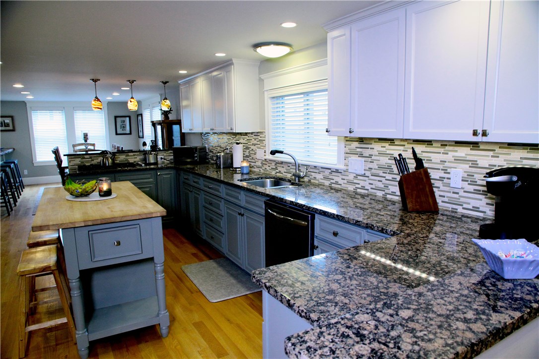 35 Sumner Brown Road Cumberland, RI 02864 - Photo 8 of 31