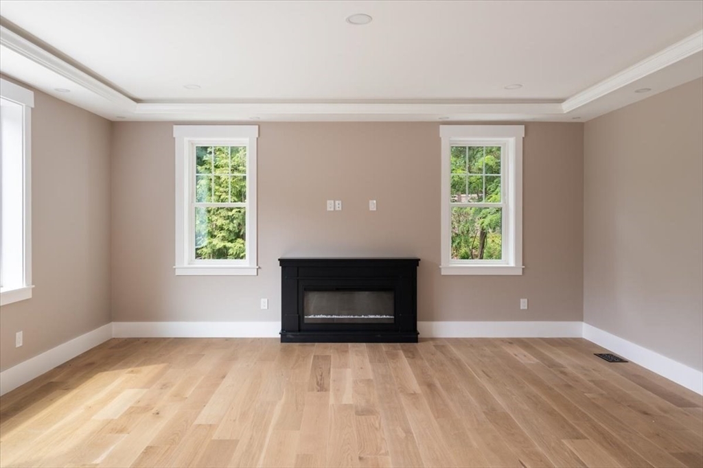 22 Magnolia Road Natick, MA 01760 - Photo 12 of 36