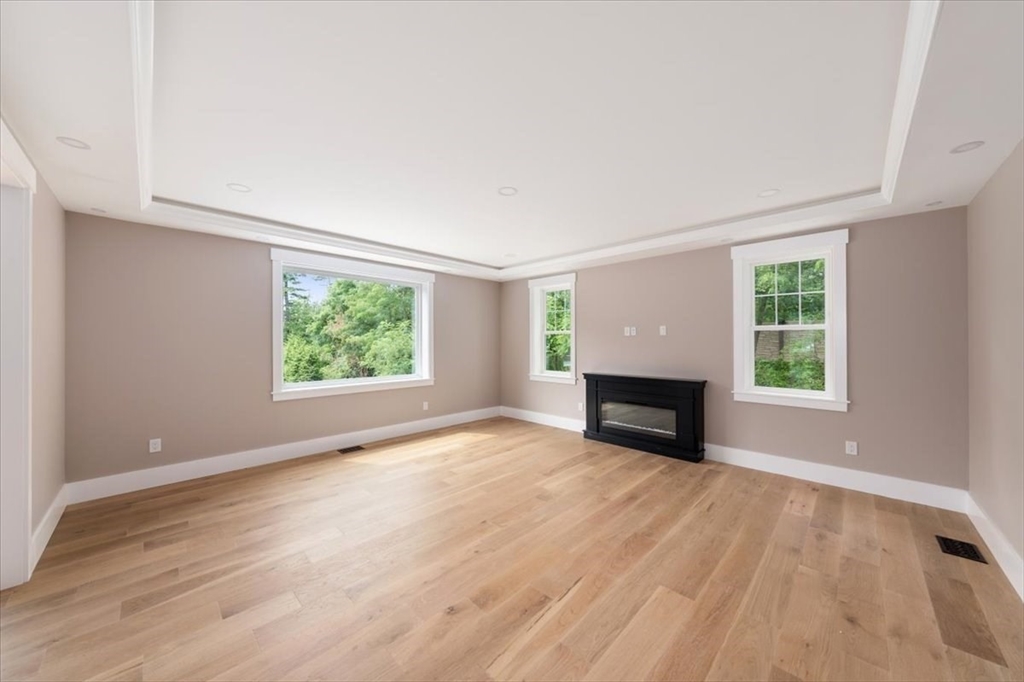 22 Magnolia Road Natick, MA 01760 - Photo 14 of 36