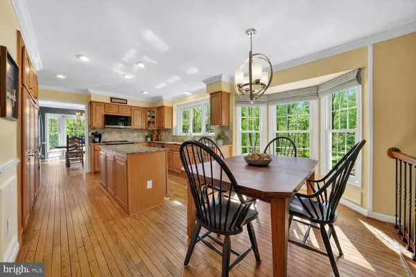 $950,000 | 7923 Donegal Lane, Springfield, VA 22153