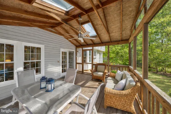 $950,000 | 7923 Donegal Lane, Springfield, VA 22153