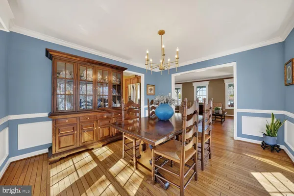 $950,000 | 7923 Donegal Lane, Springfield, VA 22153