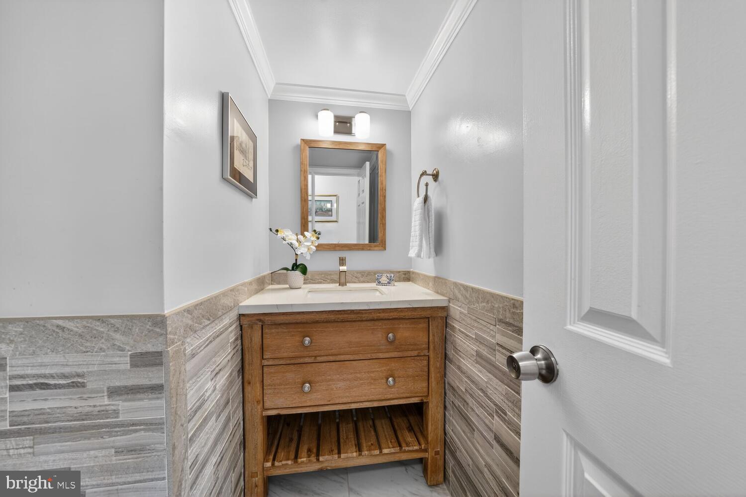 7923 Donegal Lane Springfield, VA 22153 - Photo 29 of 46 Powder Room