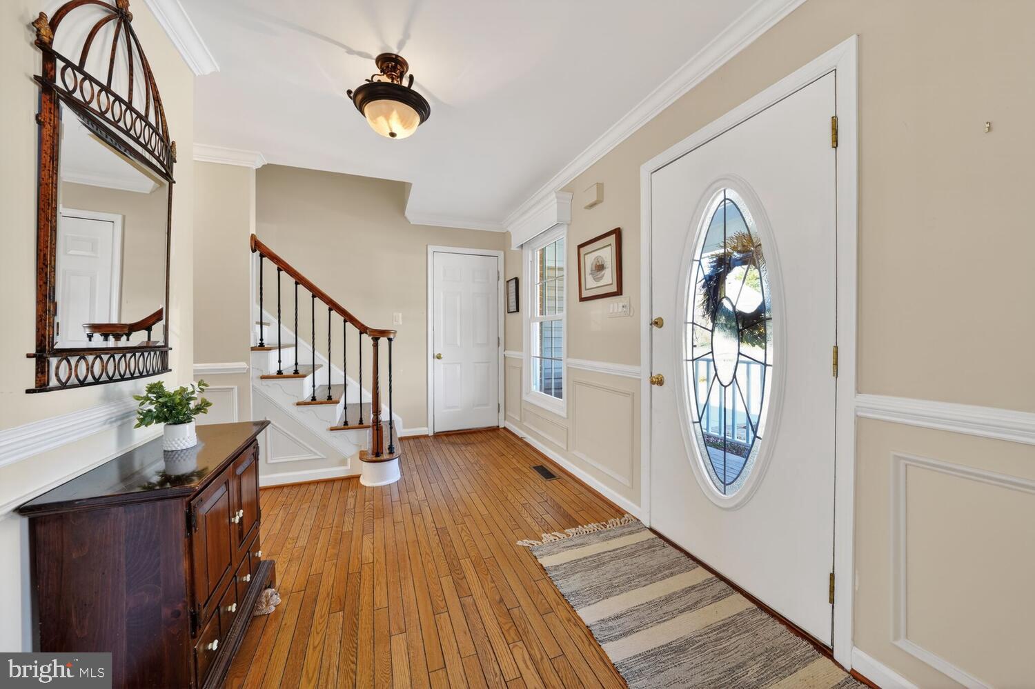 7923 Donegal Lane Springfield, VA 22153 - Photo 6 of 46 Foyer