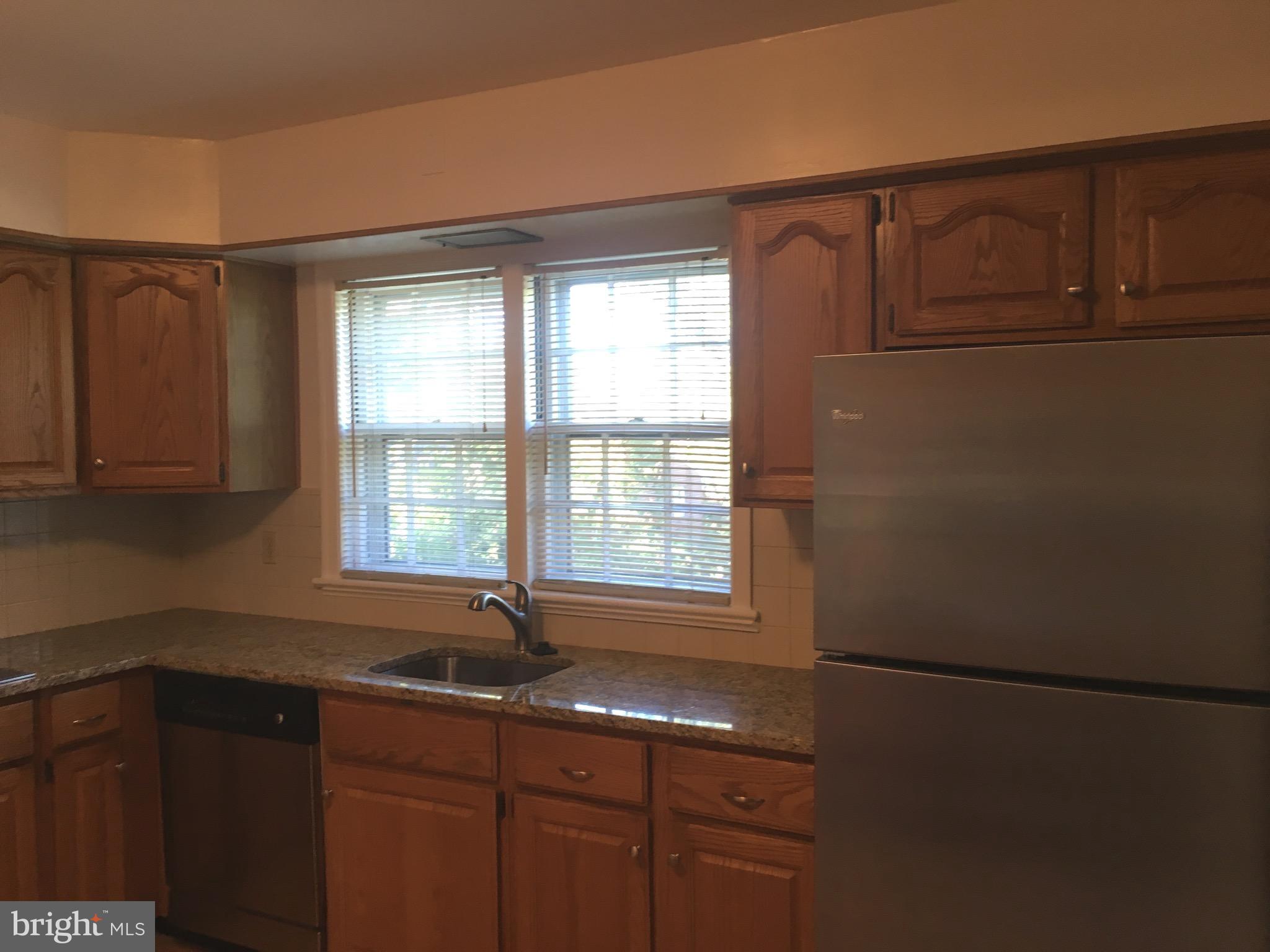 930 Ray Road Hyattsville, MD 20783 - Photo 2 of 15 Kitchen