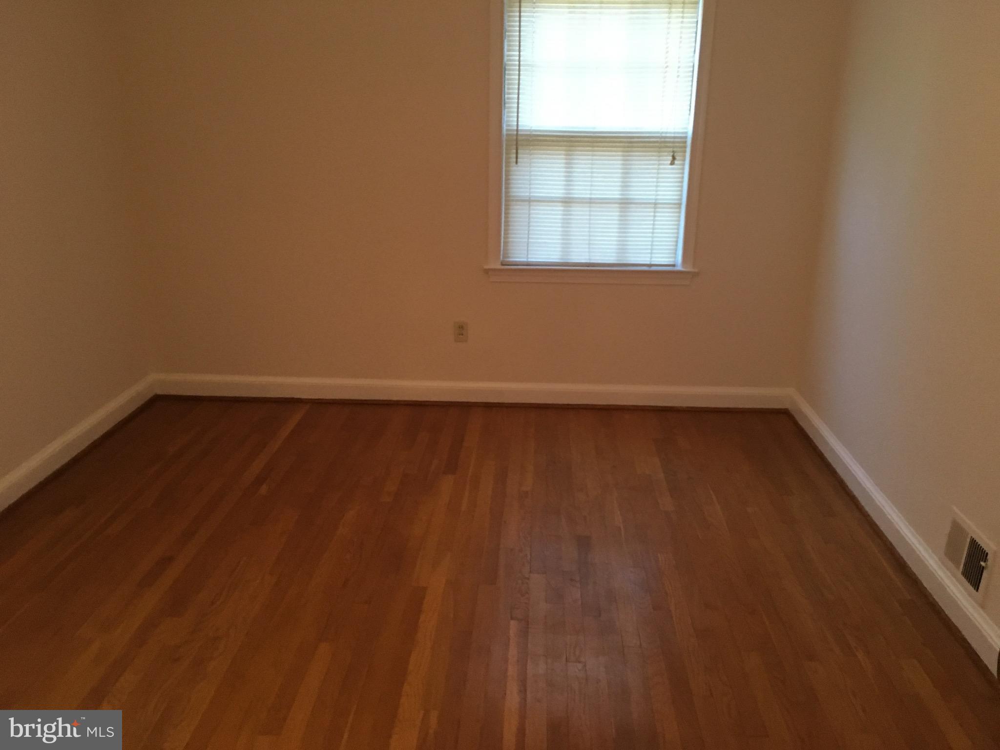 930 Ray Road Hyattsville, MD 20783 - Photo 8 of 15 Bedroom