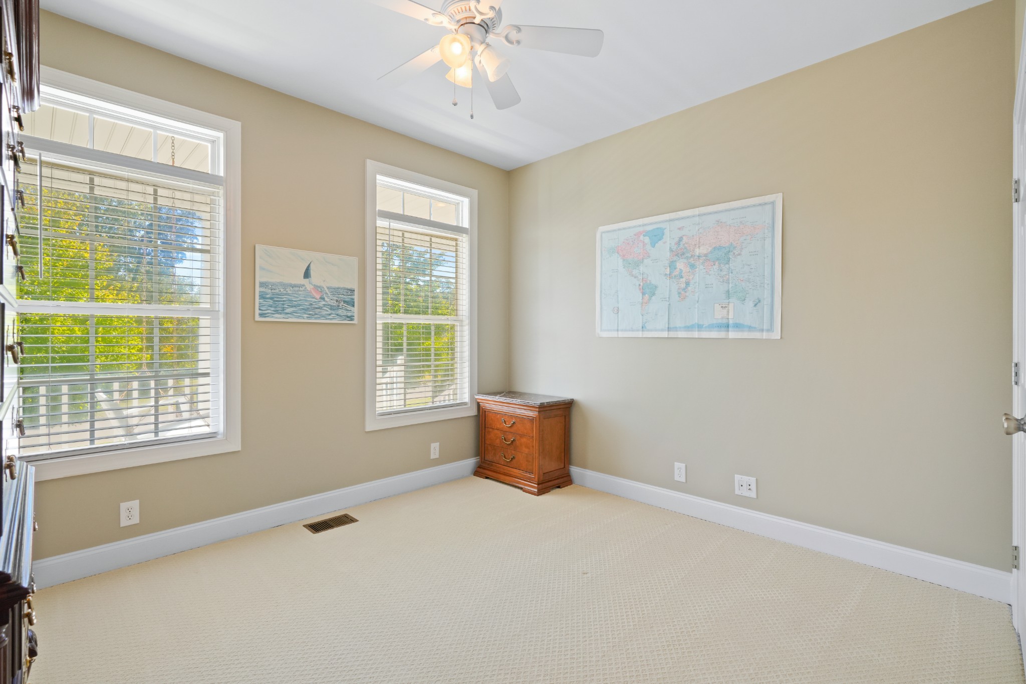 1124 Friendswood Lane Christiana, TN 37037 - Photo 31 of 34 a living room with furniture and a window