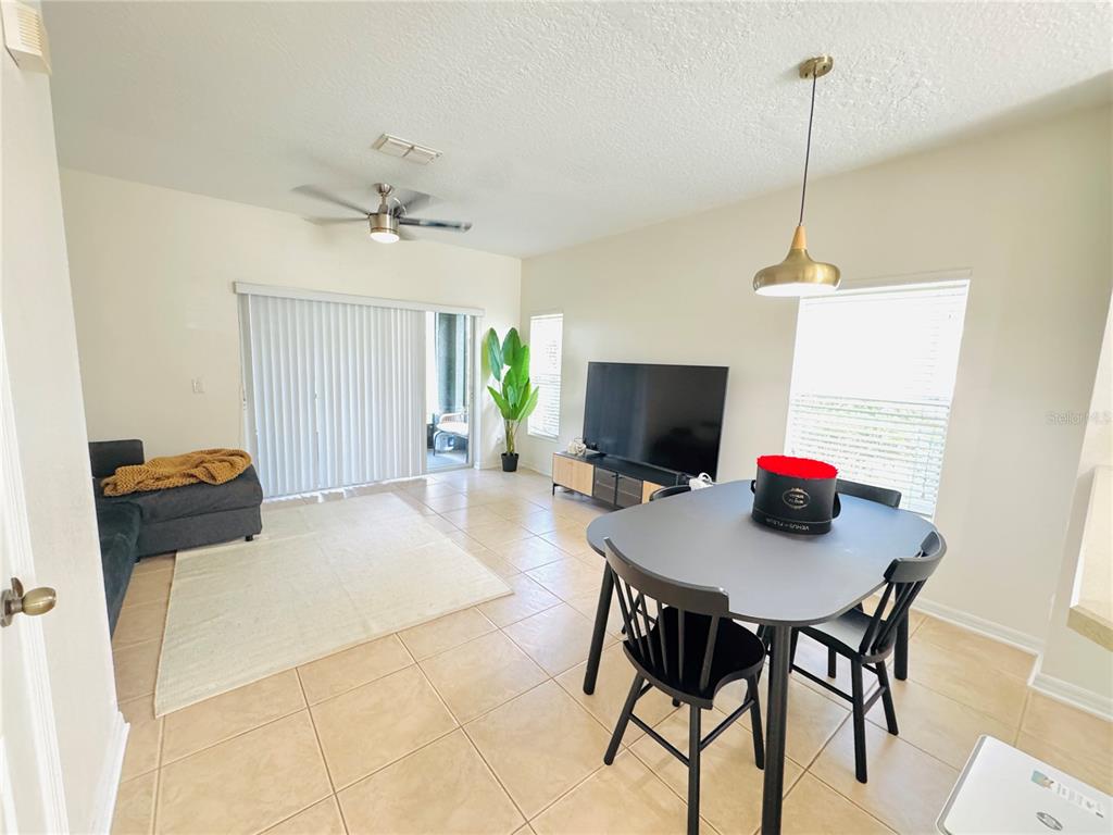 3660 Wilshire Way Road, Unit 260 Orlando, FL 32829 - Photo 9 of 25