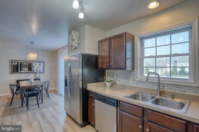 $399,000 | 45 East Buck Point Road, Clayton, DE 19938