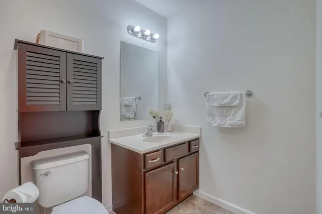 $399,000 | 45 East Buck Point Road, Clayton, DE 19938