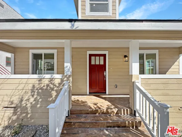 $4,995 | 5930 Willoughby Avenue, Los Angeles, CA 90038