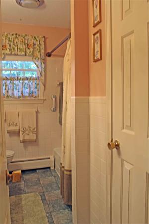 707 Country Club Road Greenfield, MA 01301 - Photo 18 of 30 Gallery Image 18