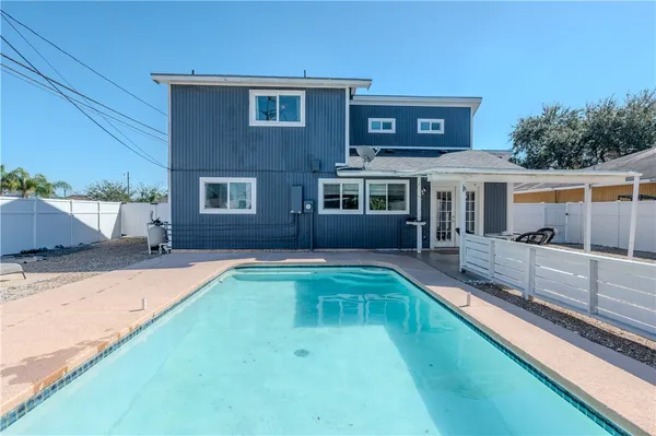 $2,500 | 2301 Vialoux Drive, Corpus Christi, TX 78418