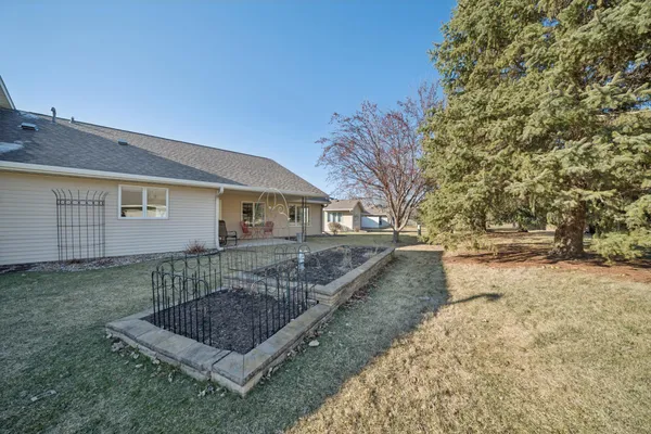$399,000 | 152 Shamrock Drive, Mankato, MN 56001
