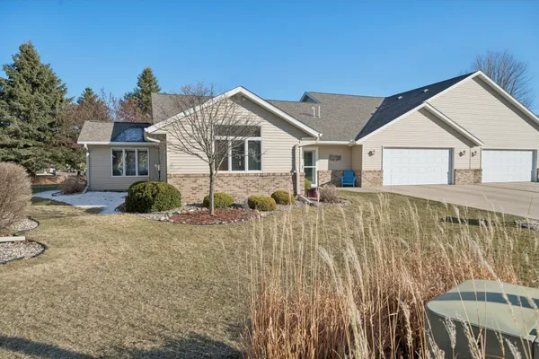 $399,000 | 152 Shamrock Drive, Mankato, MN 56001