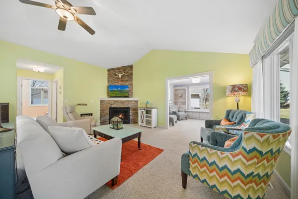 $399,000 | 152 Shamrock Drive, Mankato, MN 56001