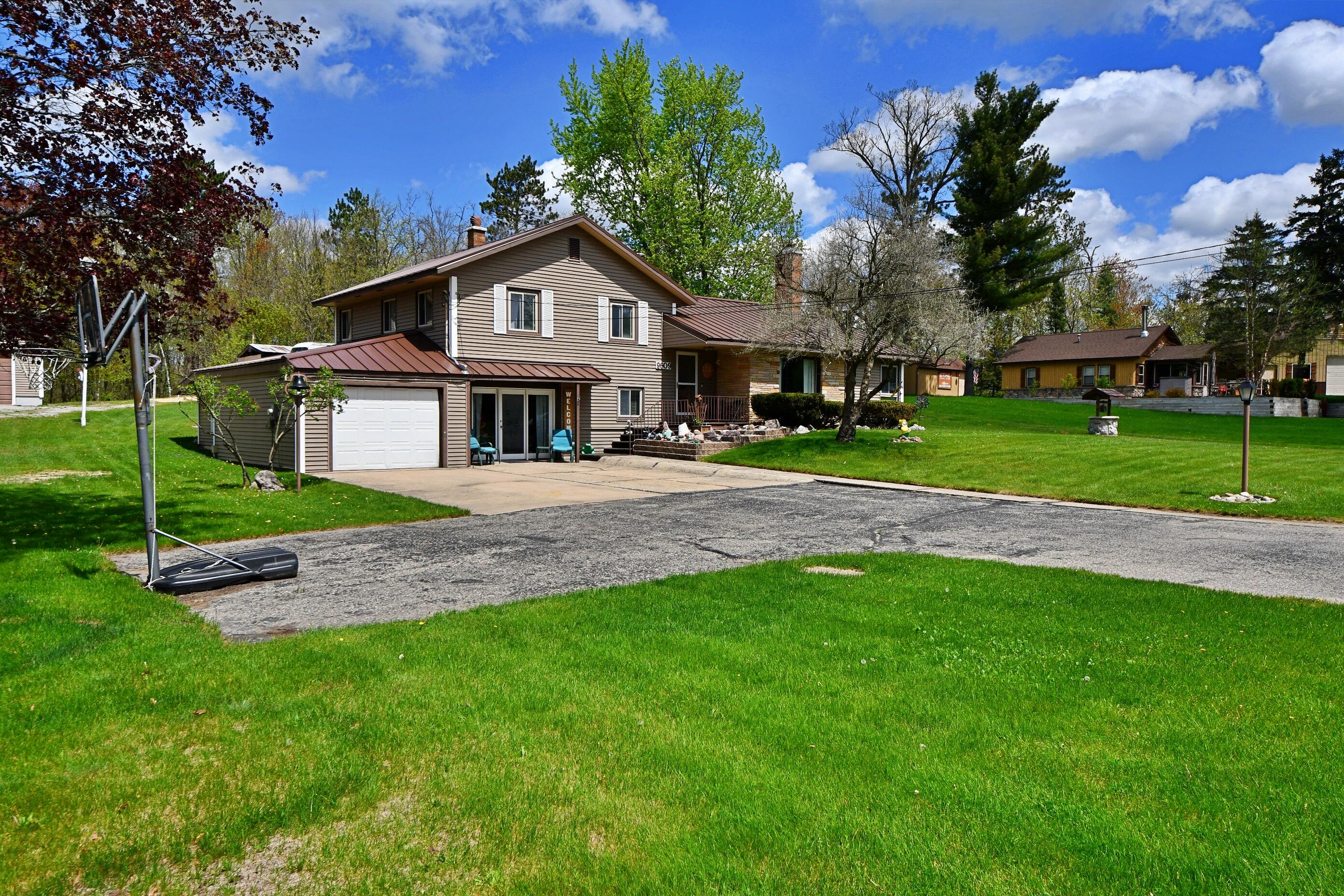 9609 East Madison Road St. Helen, MI 48656 - Photo 1 of 40 Gallery Image 1