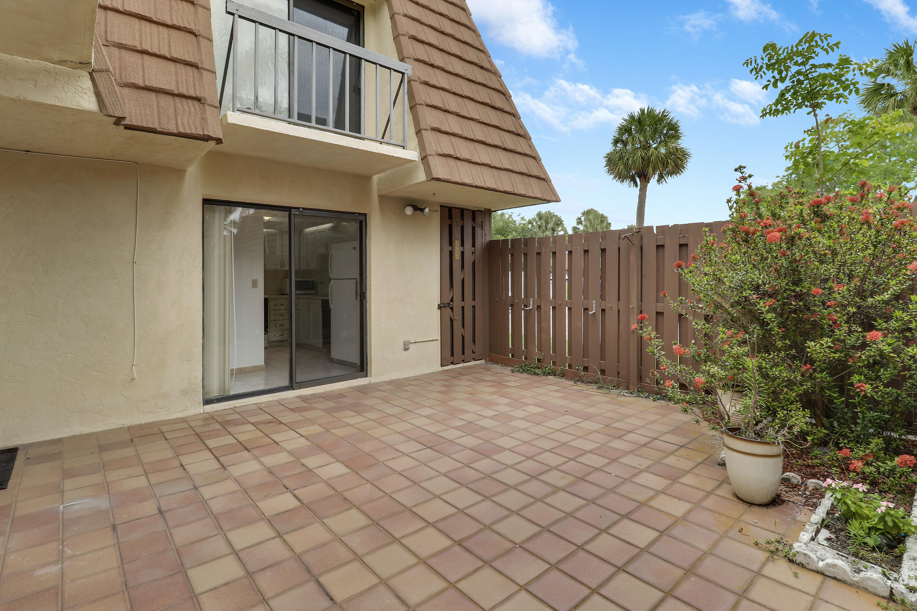 825 Center Street, Unit 49C Jupiter, FL 33458 - Photo 8 of 62 House2-30