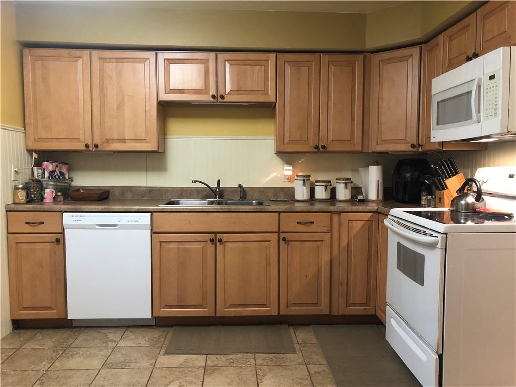 1805 Mohawk School Road Edinburg, PA 16116 - Photo 3 of 19 Gallery Image 3