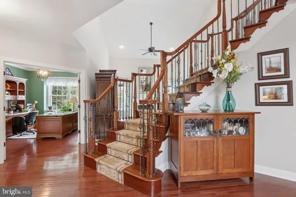 $1,100,000 | 1 Cranbury Hill Court, Mount Laurel, NJ 08054