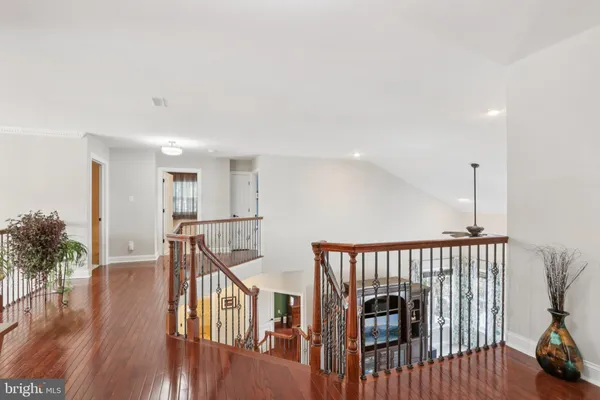 $1,100,000 | 1 Cranbury Hill Court, Mount Laurel, NJ 08054