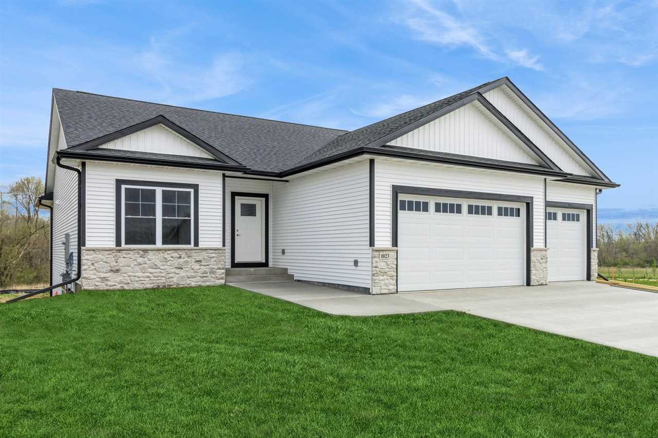 1023 High Rdg Trail Solon, IA 52333 - Photo 2 of 47 Gallery Image 2