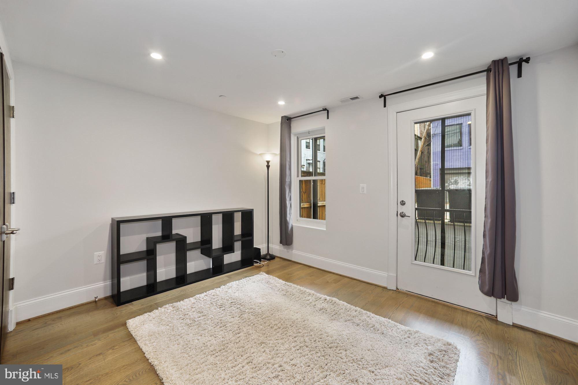 2298 Champlain Street Northwest, Unit B Washington, DC 20009 - Photo 35 of 65