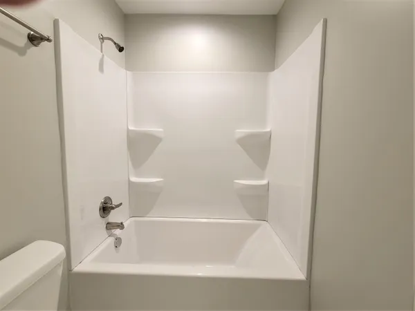 $2,100 | 1140 East Breckenridge Street, Ferndale, MI 48220