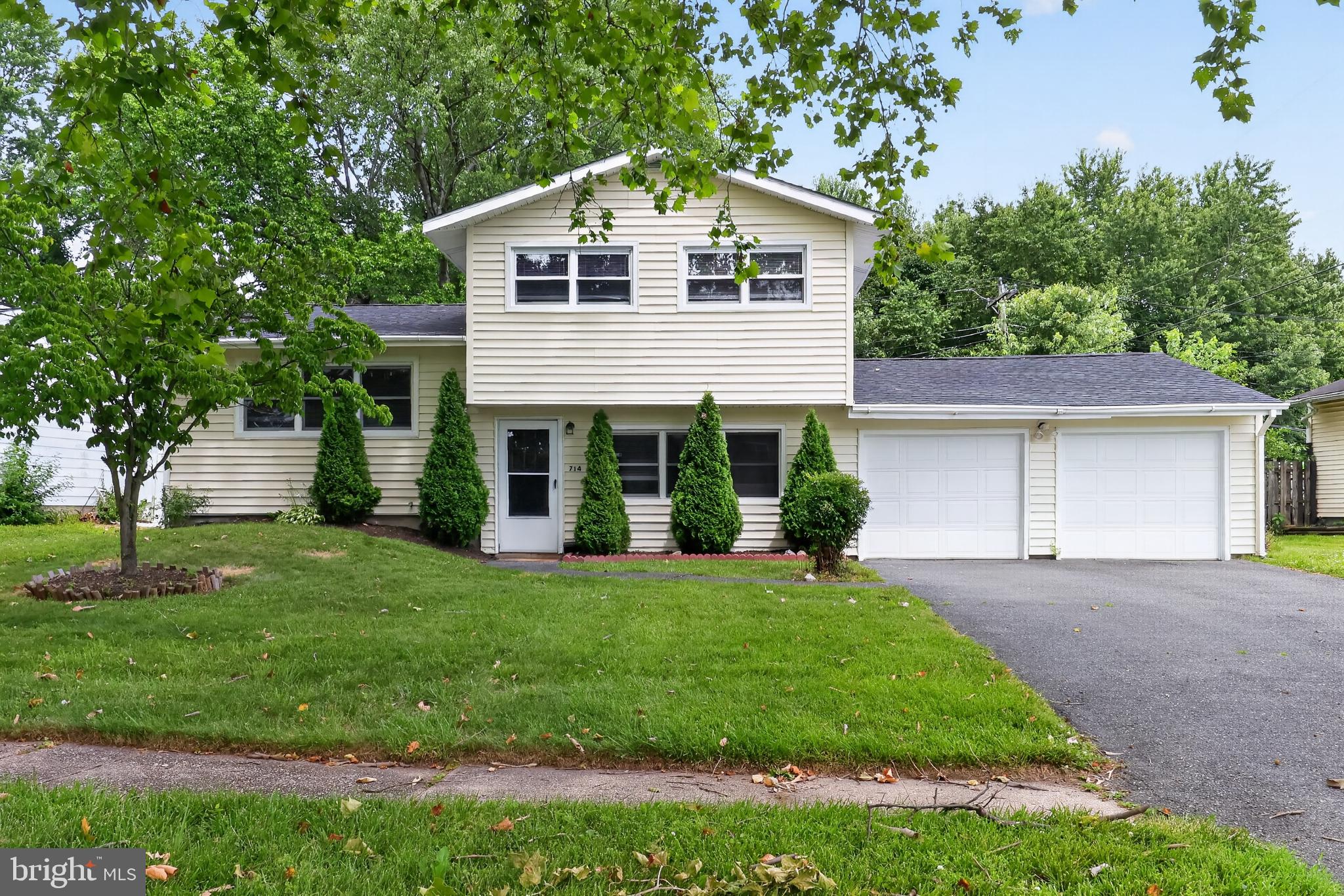 714 South Harmony Road Newark, DE 19713 - Photo 2 of 30