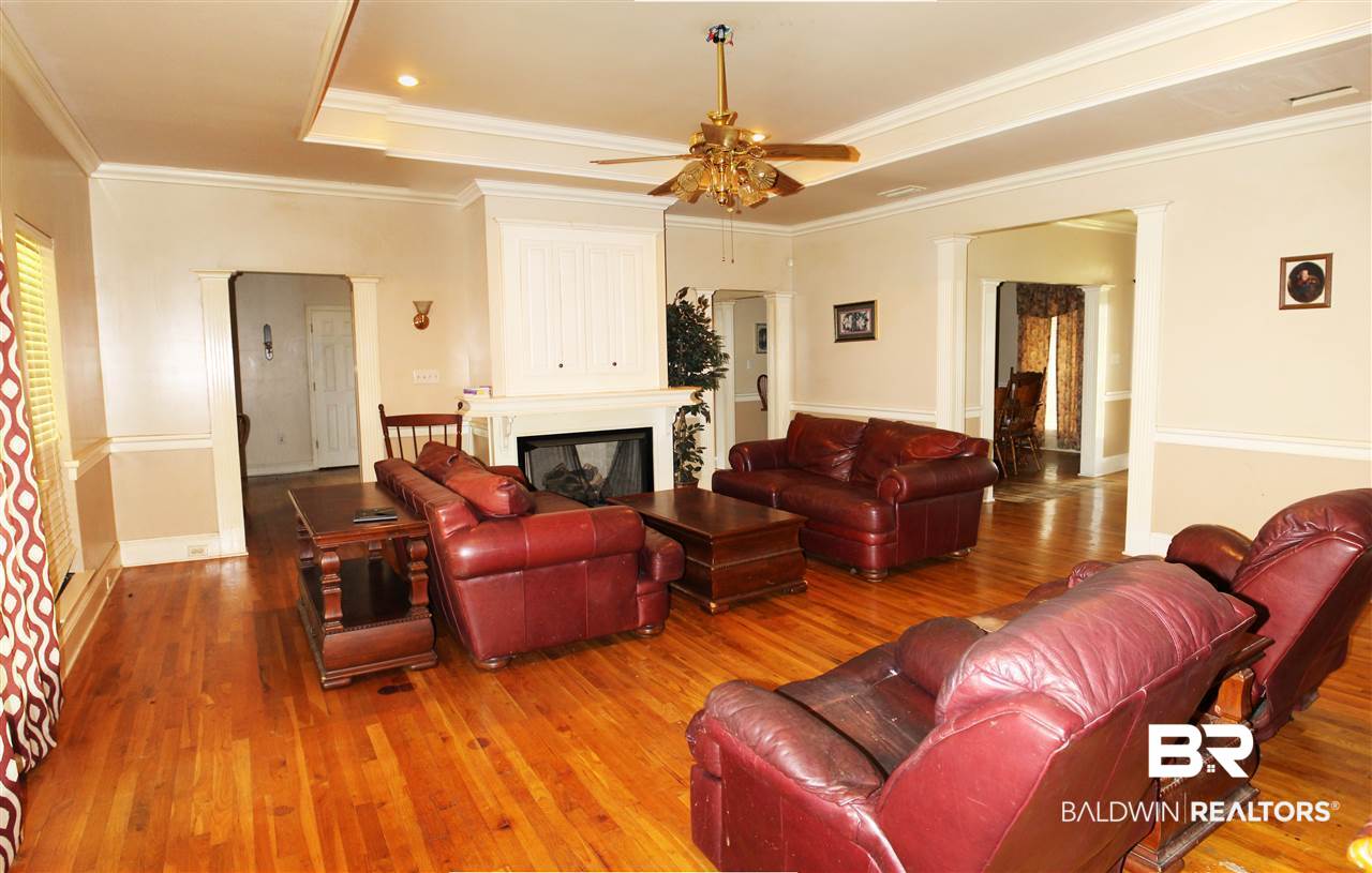 1035 Wakefield Drive West Mobile, AL 36695 - Photo 7 of 24