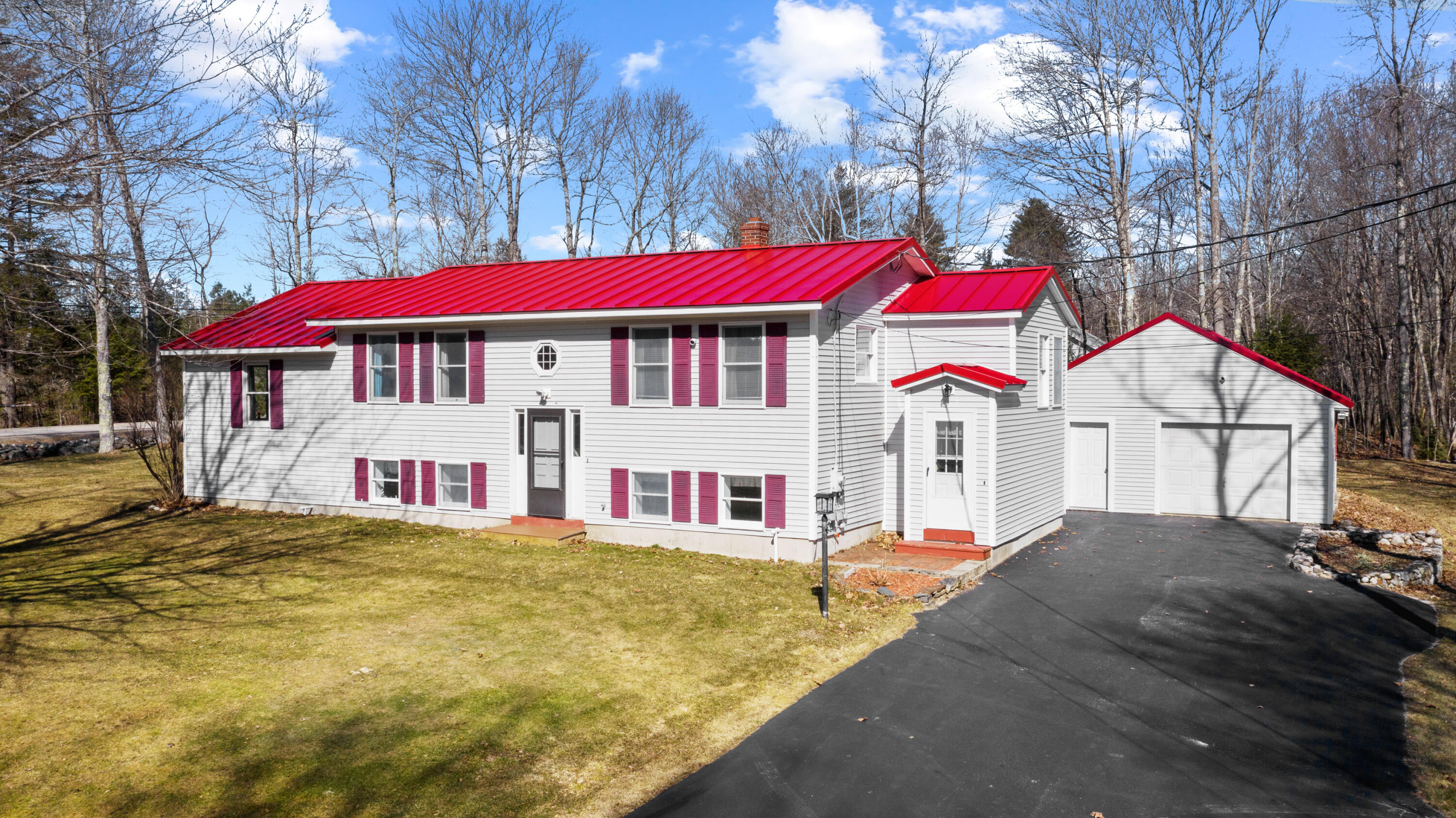 2 Hickory Lane Gorham, ME 04038 - Photo 1 of 39 2 Hickory Lane Gorham_050
