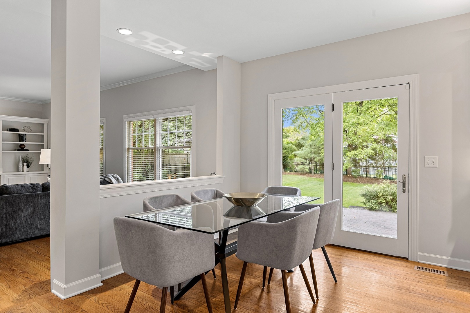 950 Shermer Road Northbrook, IL 60062 - Photo 11 of 32 a dining room with furniture and wooden floor