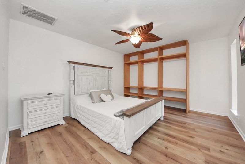 155 Springs Edge Drive Conroe, TX 77356 - Photo 34 of 49