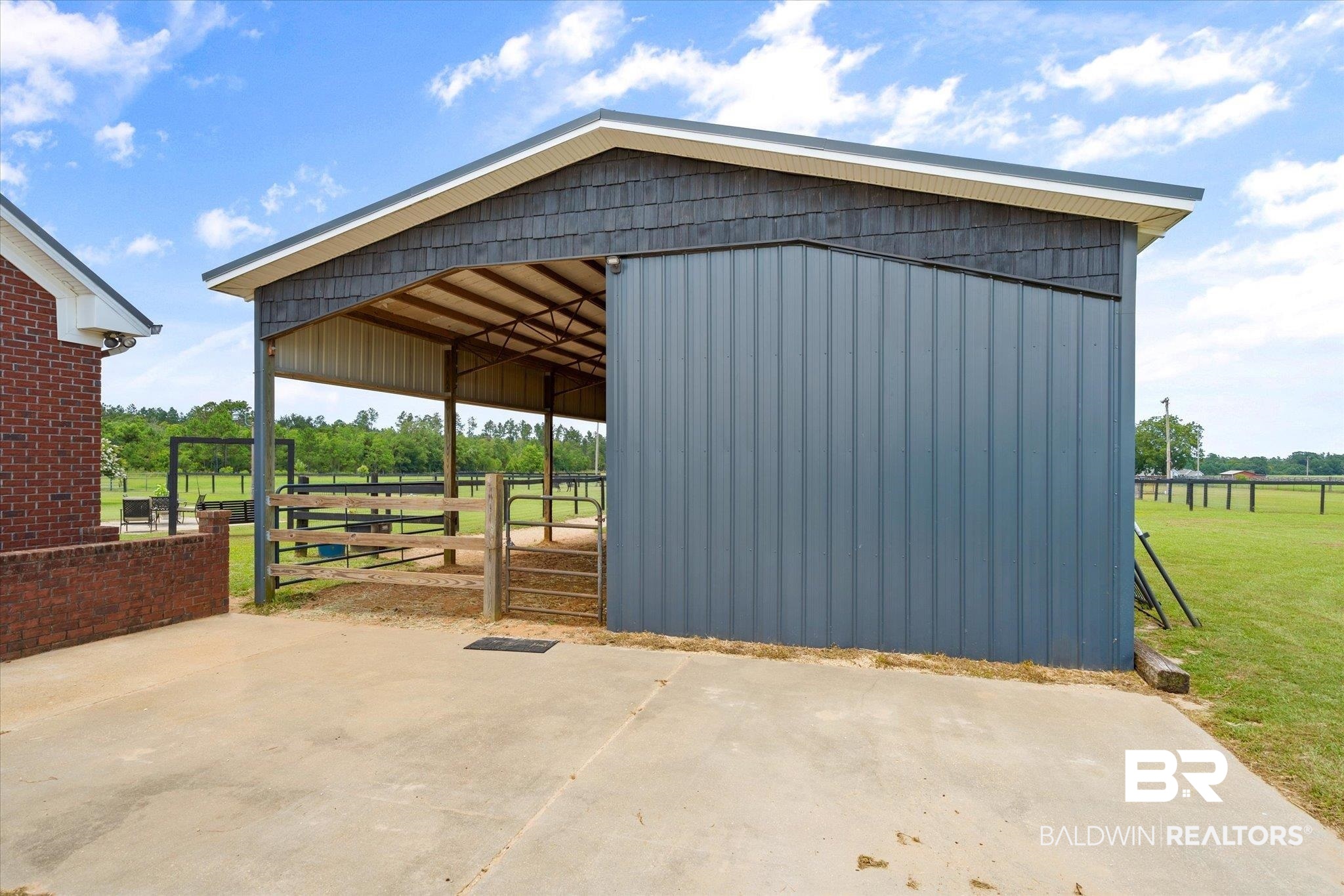 26513 County Road 32 Elberta, AL 36530 - Photo 27 of 47 Pole Barn w/ 3 Stalls