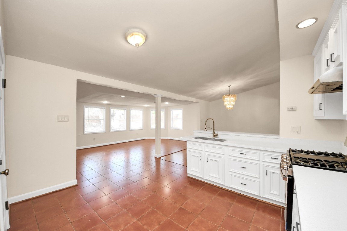 6701 Neff Street Houston, TX 77074 - Photo 15 of 44