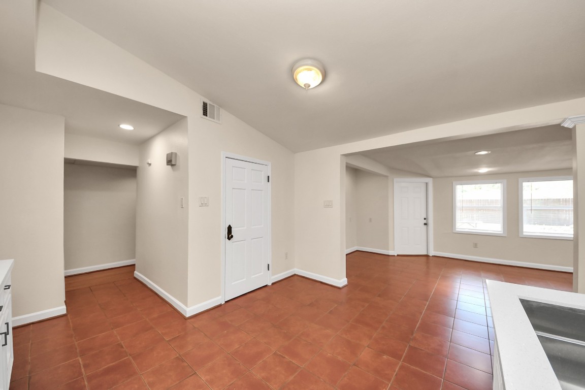 6701 Neff Street Houston, TX 77074 - Photo 16 of 44