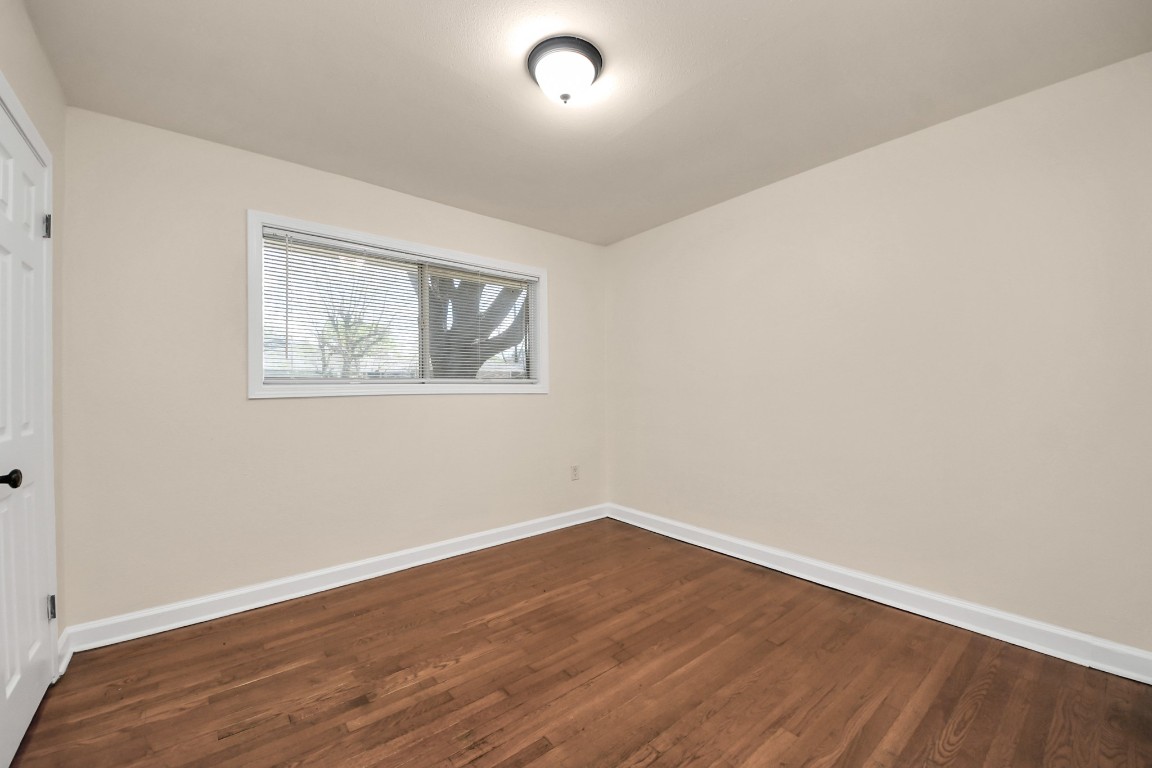 6701 Neff Street Houston, TX 77074 - Photo 27 of 44