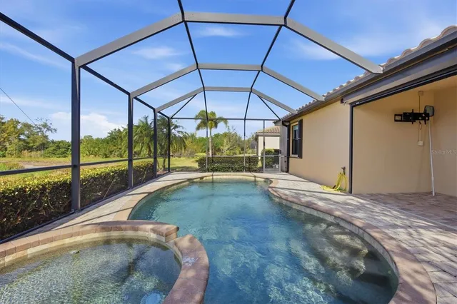 $539,500 | 20211 Granlago Drive, Venice, FL 34293